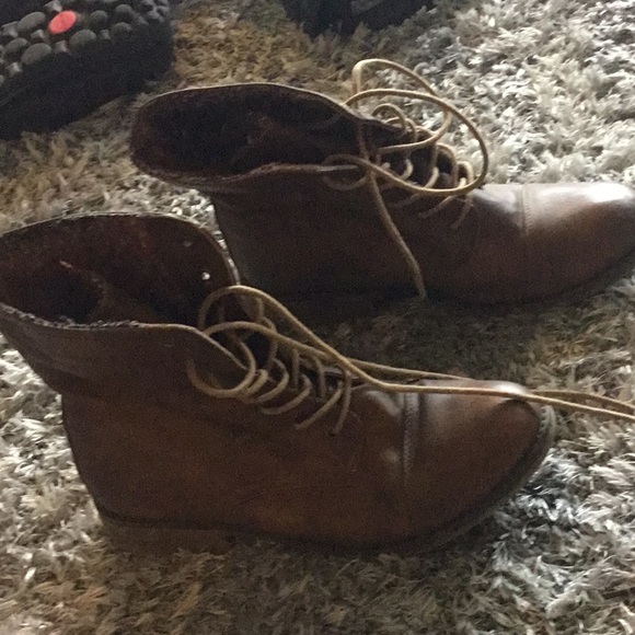 Boots - Picture 2 of 2